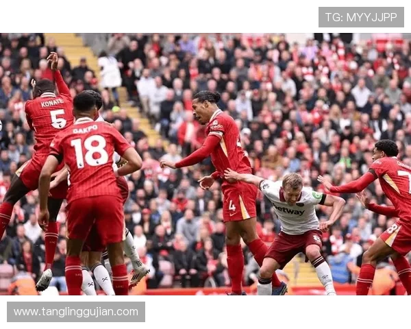 利物浦双线出击！罗马诺确认格伊 + 莱奥尼双中卫引援进入关键阶段