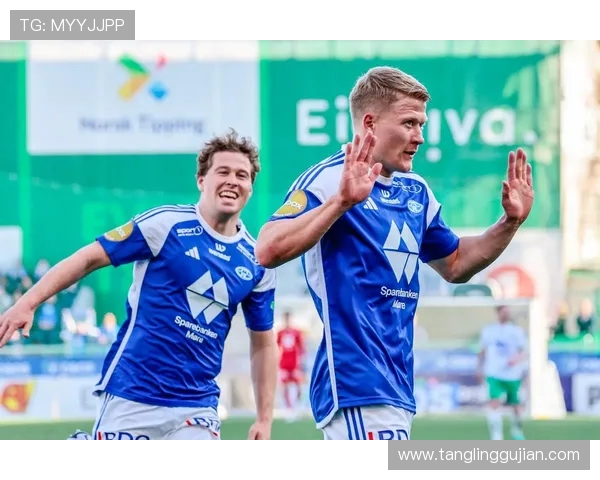 沙尔克中场莫尔自由身加盟标准列日 比甲劲旅补强边路 沙尔克中场莫尔自由身加盟标准列日 比甲劲旅补强边路